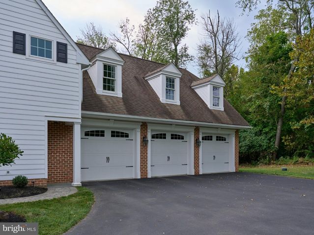 969 S WISTERIA DR, Malvern, PA 19355