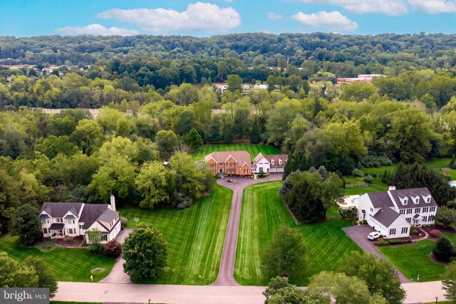 969 S WISTERIA DR, Malvern, PA 19355