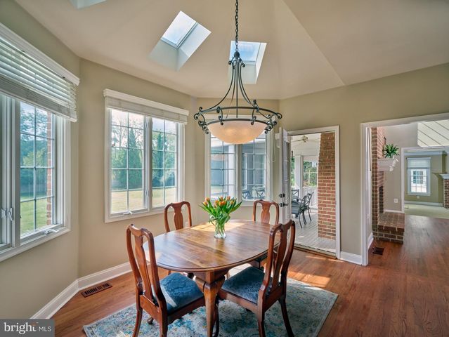 969 S WISTERIA DR, Malvern, PA 19355