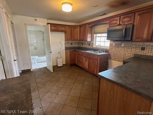 1819 Goddard Road, Lincoln Park, MI 48146