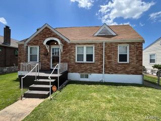 3636 French Avenue, St Louis, MO 63116