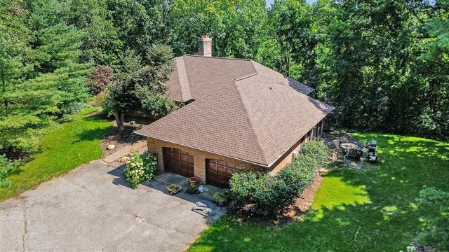 5075 Spring Ridge Drive, Ada, MI 49301