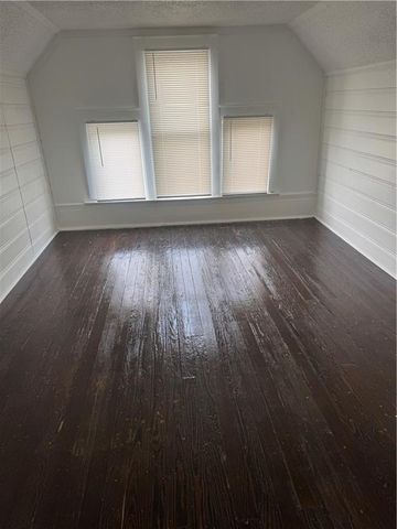 1055 Kimball Avenue, Kansas City, KS 66104