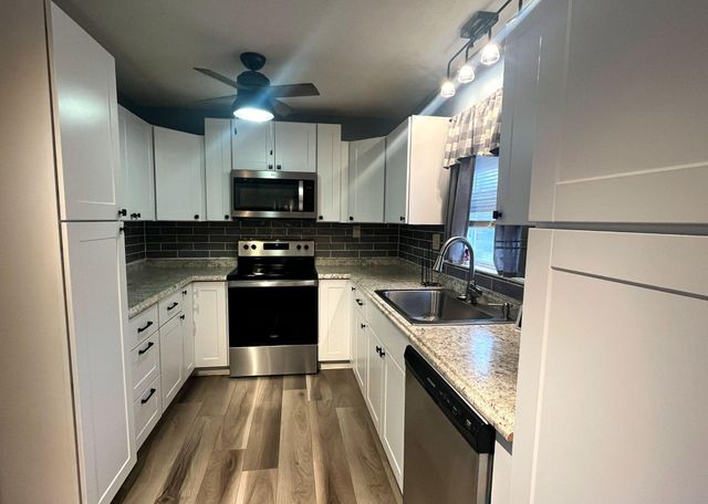 426 Clarine Drive, Goose Creek, SC 29445