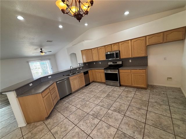 6075 S Lago Grande Drive, Fort Mohave, AZ 86426