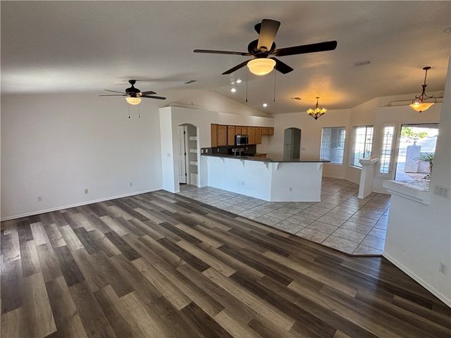 6075 S Lago Grande Drive, Fort Mohave, AZ 86426