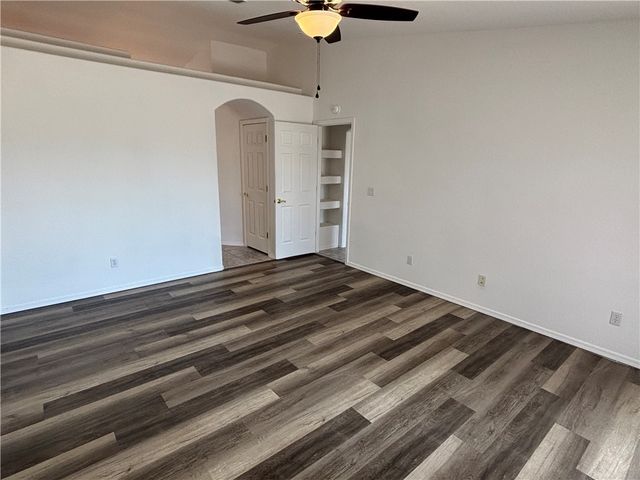 6075 S Lago Grande Drive, Fort Mohave, AZ 86426