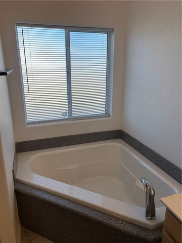 6075 S Lago Grande Drive, Fort Mohave, AZ 86426