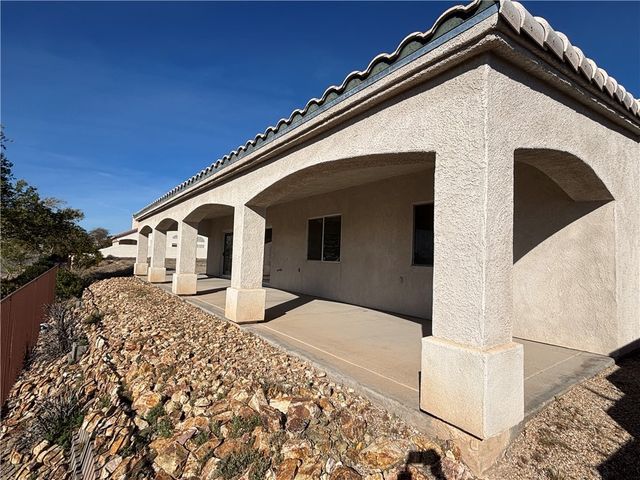 6075 S Lago Grande Drive, Fort Mohave, AZ 86426