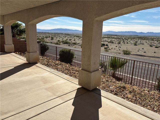 6075 S Lago Grande Drive, Fort Mohave, AZ 86426