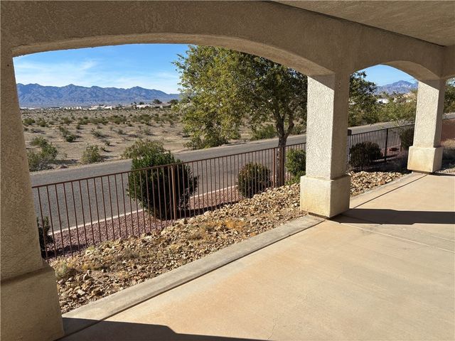 6075 S Lago Grande Drive, Fort Mohave, AZ 86426