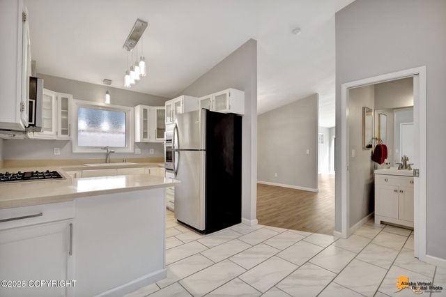 2551 Lahonda Drive, Anchorage, AK 99517