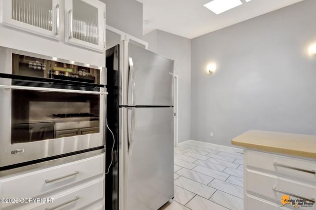 2551 Lahonda Drive, Anchorage, AK 99517