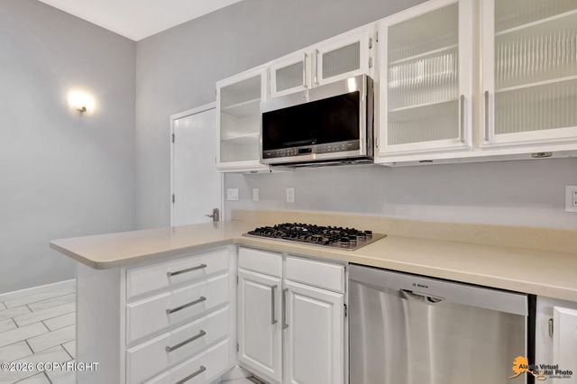 2551 Lahonda Drive, Anchorage, AK 99517