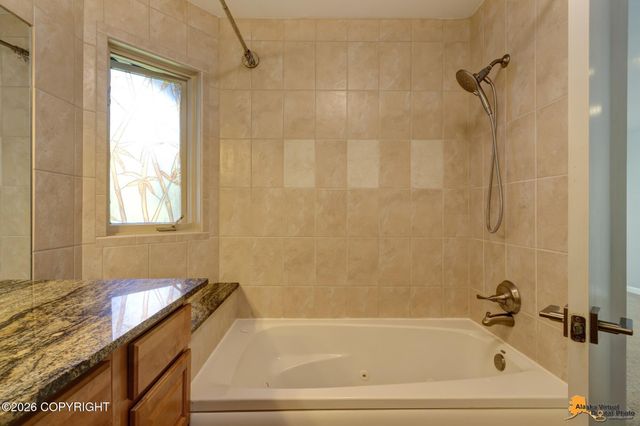2551 Lahonda Drive, Anchorage, AK 99517
