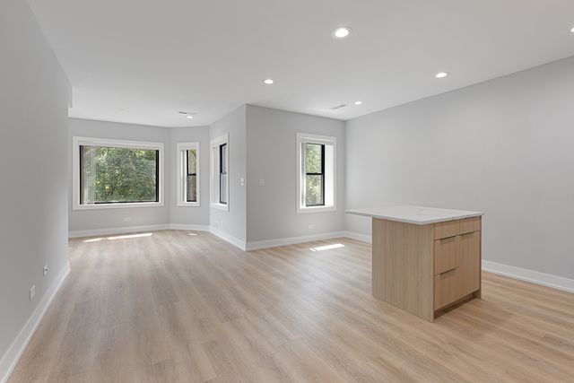 1548 W Juneway Terrace 2A, Chicago, IL 60626