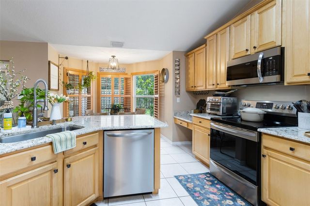 1095 CLUB HILLS DRIVE, Eustis, FL 32726