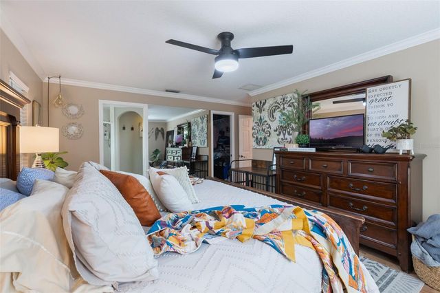 1095 CLUB HILLS DRIVE, Eustis, FL 32726