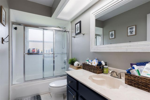 1095 CLUB HILLS DRIVE, Eustis, FL 32726