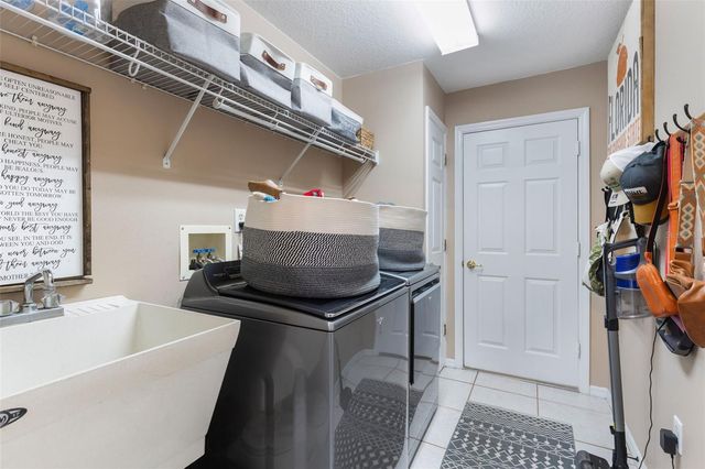 1095 CLUB HILLS DRIVE, Eustis, FL 32726