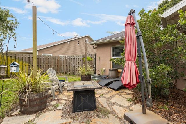 1095 CLUB HILLS DRIVE, Eustis, FL 32726