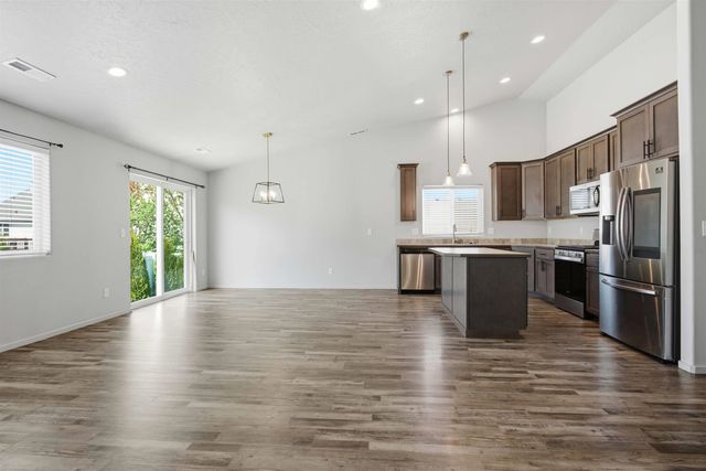 616 S GRADY Rd, Spokane Valley, WA 99016
