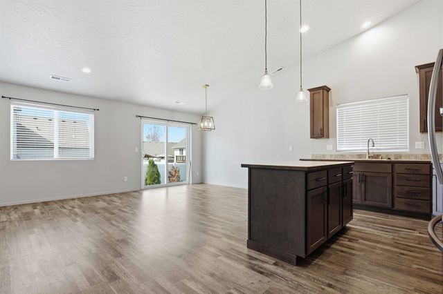 616 S GRADY Rd, Spokane Valley, WA 99016