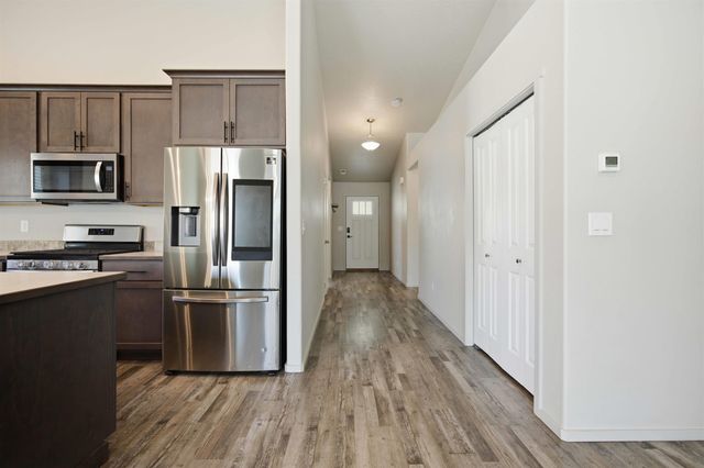 616 S GRADY Rd, Spokane Valley, WA 99016