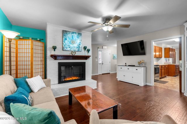 1035 High Point Avenue SW, Calabash, NC 28467