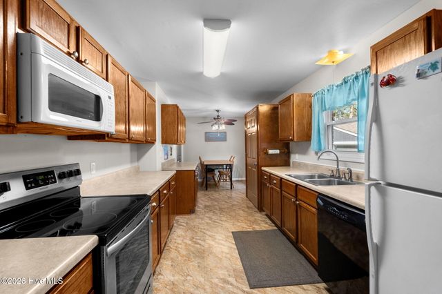 1035 High Point Avenue SW, Calabash, NC 28467