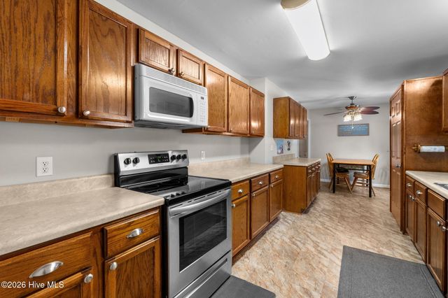 1035 High Point Avenue SW, Calabash, NC 28467