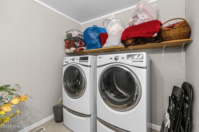 1035 High Point Avenue SW, Calabash, NC 28467