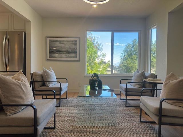 23005 Standing Oak Court, Cupertino, CA 95014