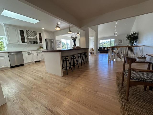 23005 Standing Oak Court, Cupertino, CA 95014