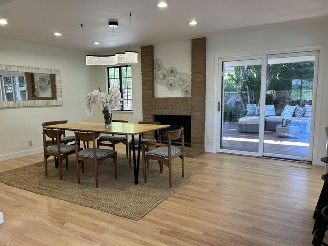 23005 Standing Oak Court, Cupertino, CA 95014