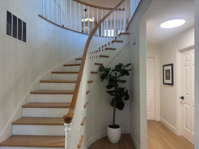 23005 Standing Oak Court, Cupertino, CA 95014