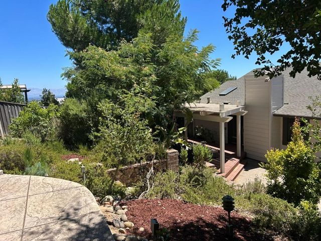 23005 Standing Oak Court, Cupertino, CA 95014