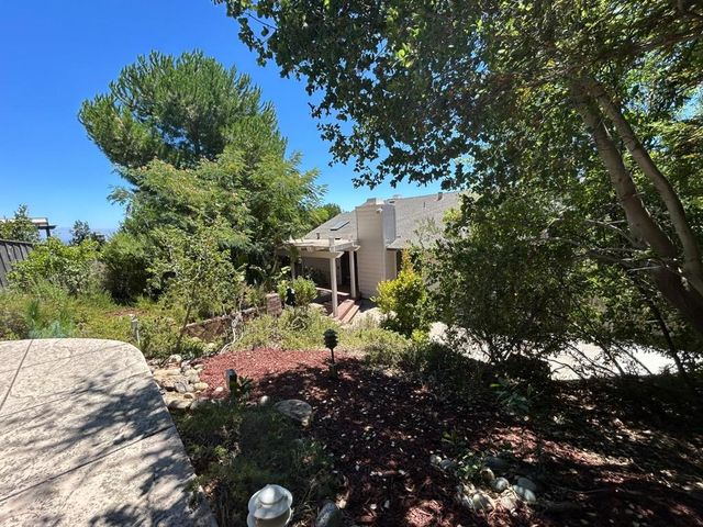 23005 Standing Oak Court, Cupertino, CA 95014