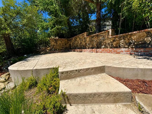 23005 Standing Oak Court, Cupertino, CA 95014