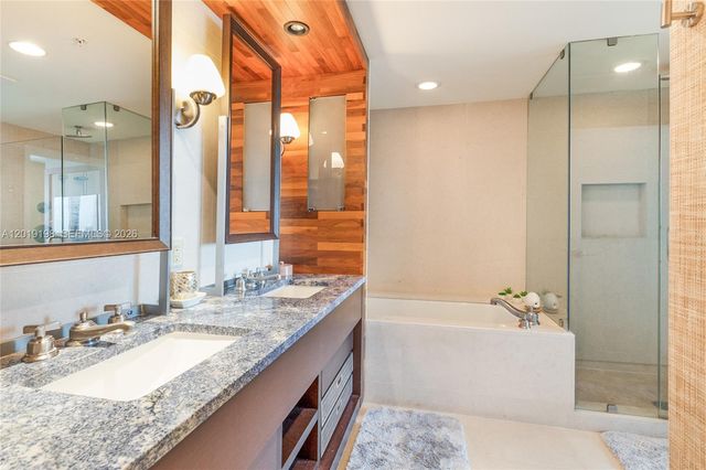 6899 Collins Ave 2010, Miami Beach, FL 33141