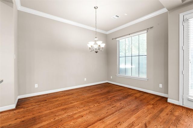2112 Sherwin Street, Houston, TX 77007