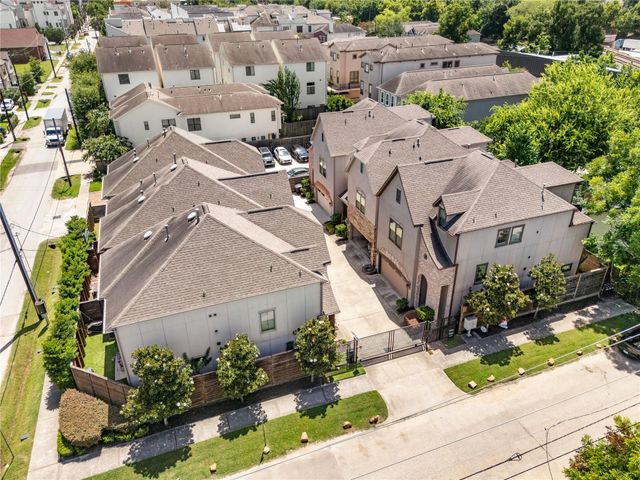 2112 Sherwin Street, Houston, TX 77007