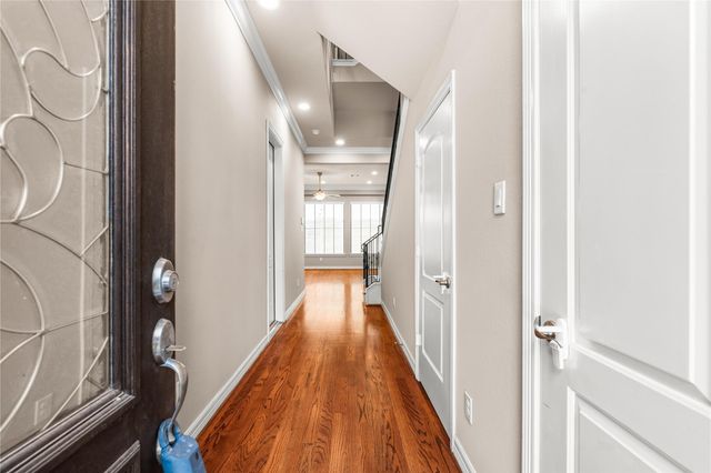 2112 Sherwin Street, Houston, TX 77007
