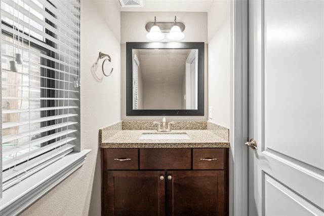 2112 Sherwin Street, Houston, TX 77007