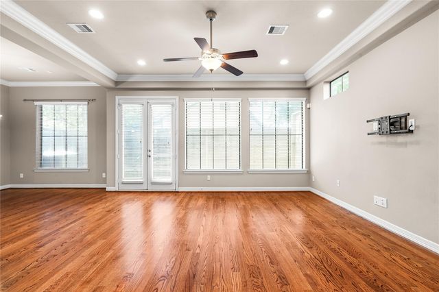 2112 Sherwin Street, Houston, TX 77007