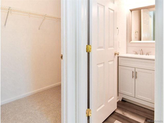 16359 E Phillips Dr, Englewood, CO 80112