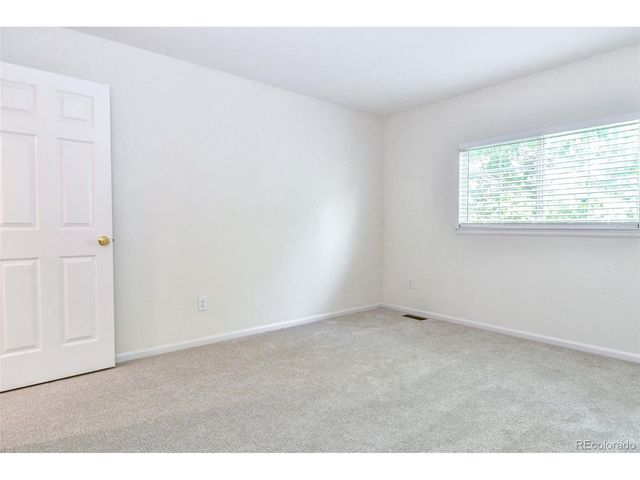 16359 E Phillips Dr, Englewood, CO 80112