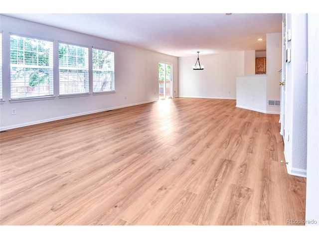 16359 E Phillips Dr, Englewood, CO 80112