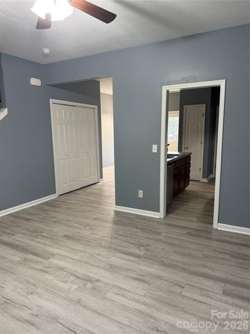 5411 E Nc 150 Highway 6, Lincolnton, NC 28092