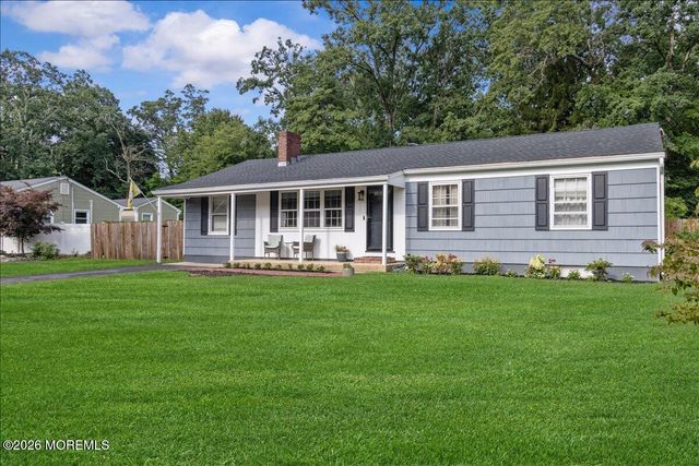 832 Bartlett Place, Toms River, NJ 08753